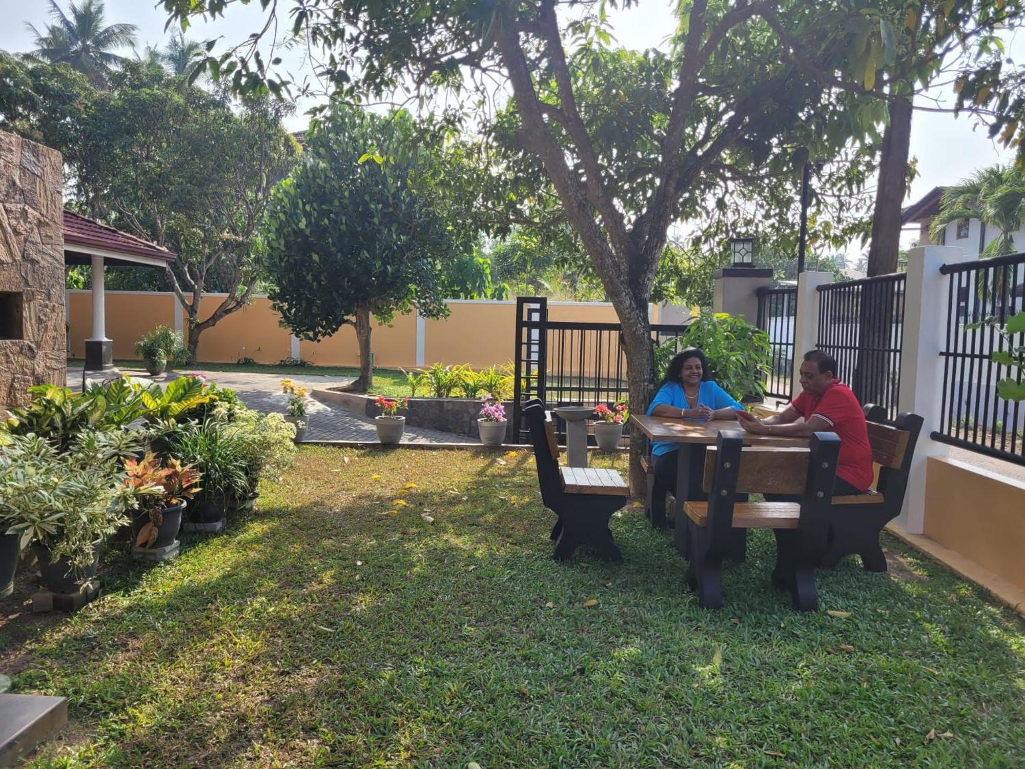 Bigcity Villa - Airport Transit Hotel Katunayaka Luaran gambar
