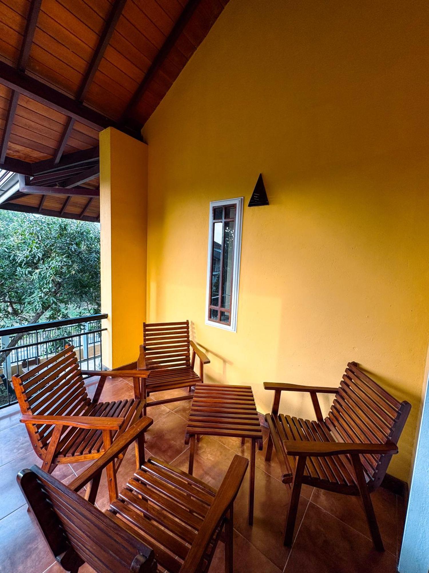 Bigcity Villa - Airport Transit Hotel Katunayaka Luaran gambar